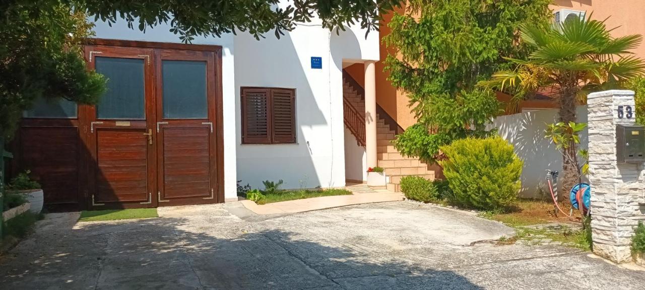 Apartment Evergreen Пула Экстерьер фото